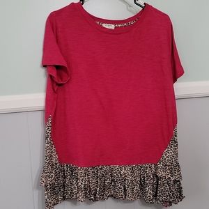 Umgee raspberry and leopard top